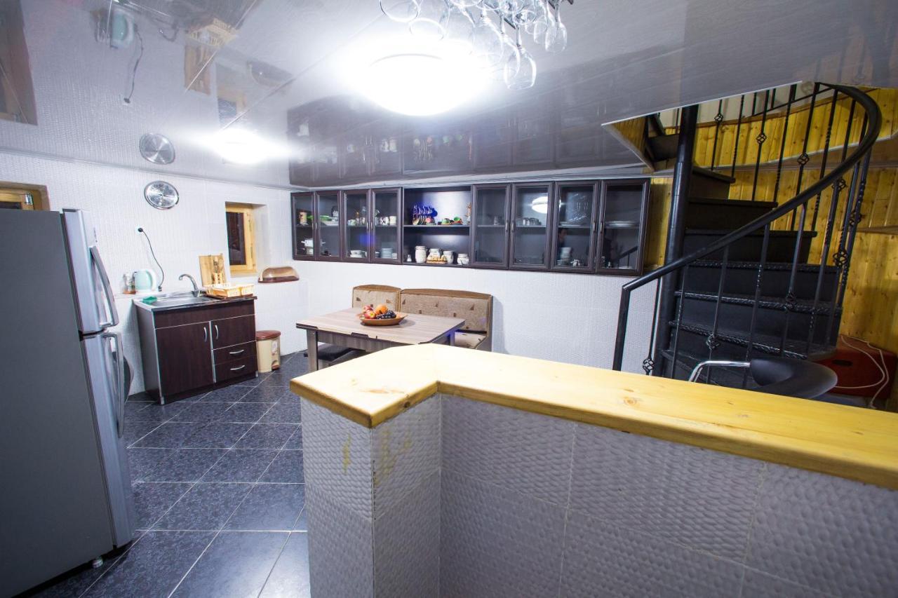 Nikas Apartment Tbilisi Exterior photo